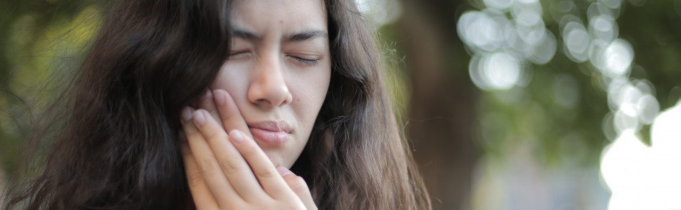 SPECJALISTA RADZI: Metody mechanoterapii poddziąsłowej w leczeniu chorób przyzębia