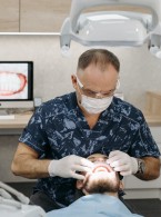 SPECJALISTA RADZI: Jak osiągnąć najlepsze parametry adhezji z wykorzystaniem uniwersalnych systemów łączących?