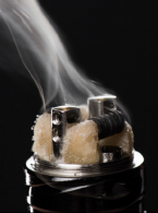 SPECJALISTA RADZI. E-papierosy - rzeczywista alternatywa dla palenia czy nowe zagrożenie zdrowotne?